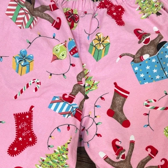 Nick & Nora Pink Festive Pajama Set - Picture 8 of 8